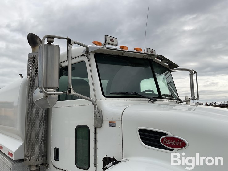 2008-peterbilt-340-image-16