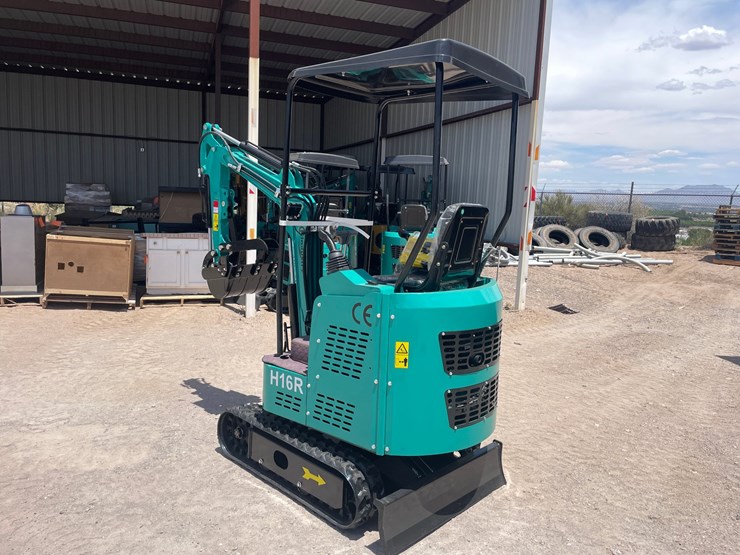 #2657-•-unused-cfg-mini-excavator-image-7