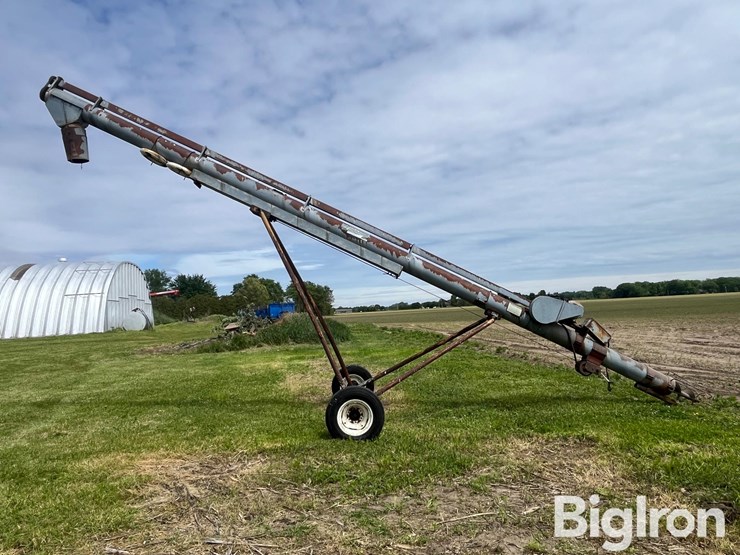 hutchinson-10"-portable-grain-auger-image-4