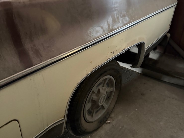 1979-￼chevy-5.7-diesel-half-ton-pickup,-2-wheel-drive,-needs-transmission-work,-shedded,-nice-shape-image-31