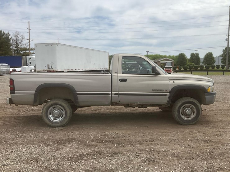 1999-dodge-2500-image-6
