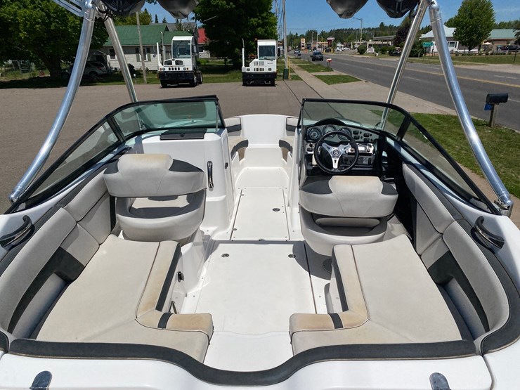 #7032-•-2014-yamaha-212ss-boat-with-trailer-(has-title)-(antigo,-wi)-image-31