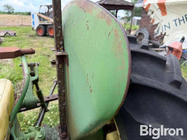 1963-john-deere-1010-image-17