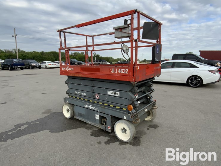 skyjack-sjiii4632-image-3