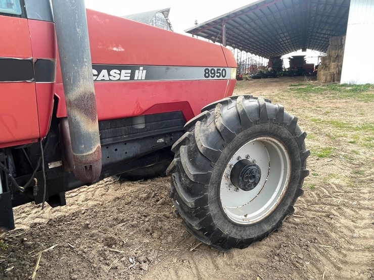 case-ih-8950-image-46