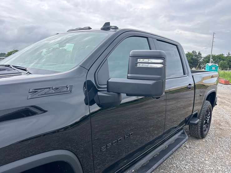 2026-chevrolet-2500hd-image-10