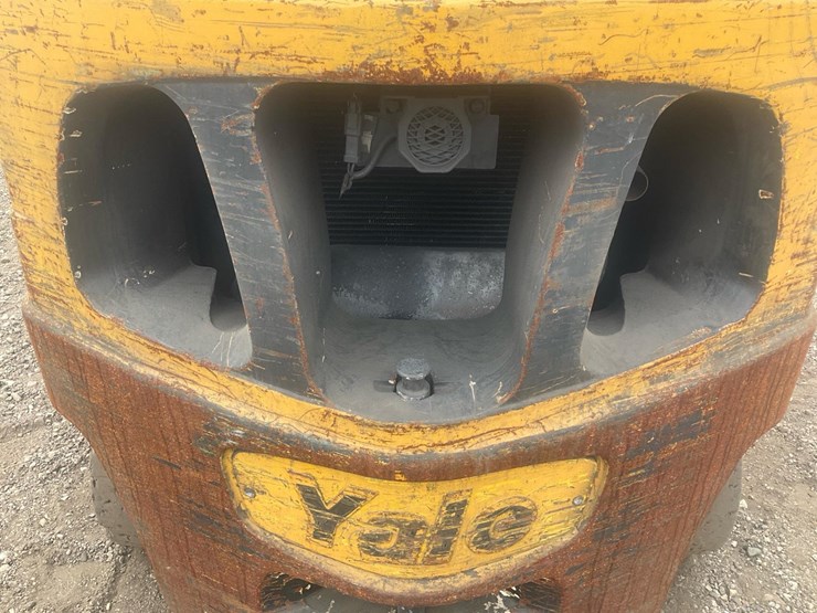 #1360-•-2007-yale-forklift-image-17
