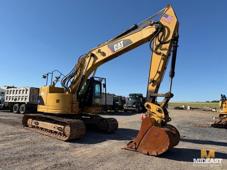 2009-caterpillar-321d-lcr-image-16
