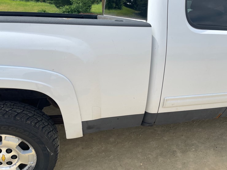2010-chevrolet-silverado-1500-lt-image-29