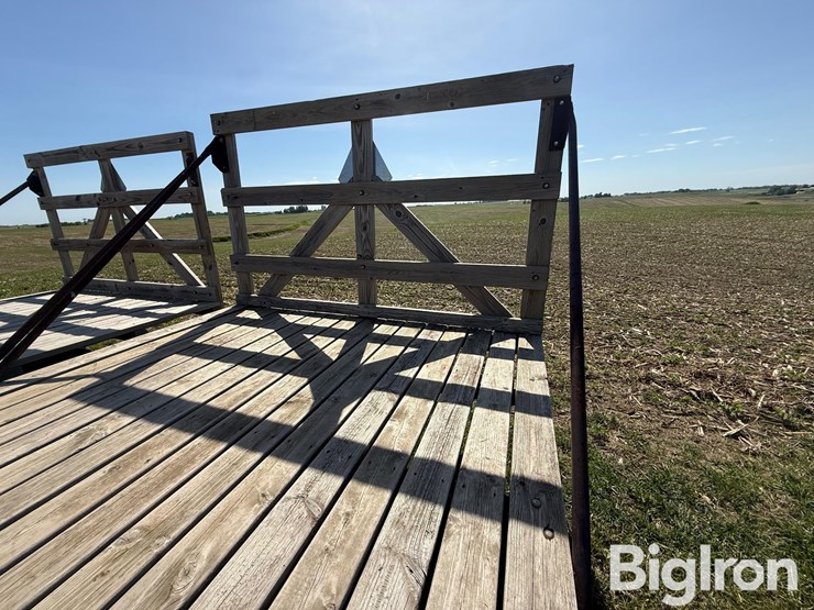 16'-hay-rack-on-westendorf-running-gear-image-10