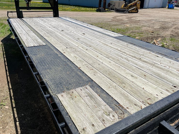 #7030-•-2023-big-tex-gooseneck-trailer-(deerbrook,-wi)-image-15
