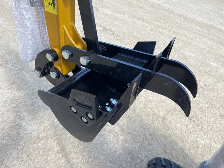 #1103-•-new-ats-rt15r-mini-excavator-image-24