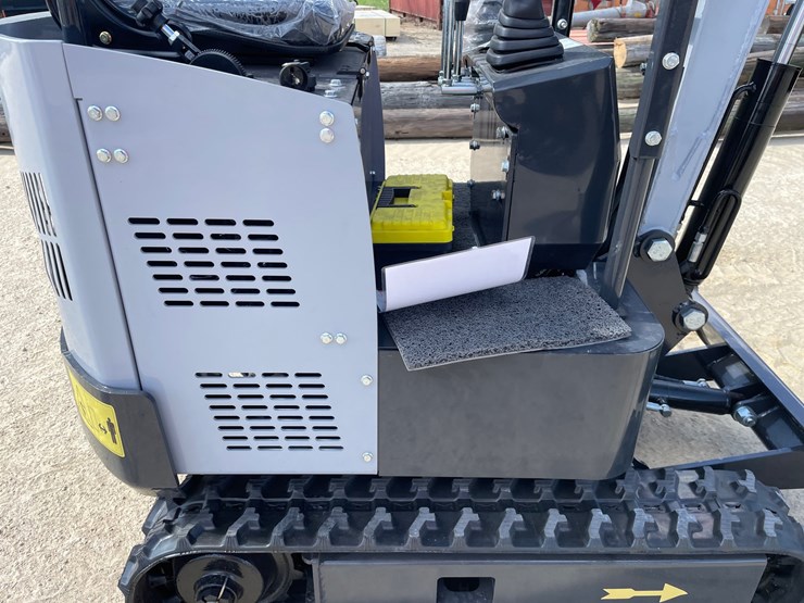 #1104-•-new-ats--d12d-mini-excavator-image-15