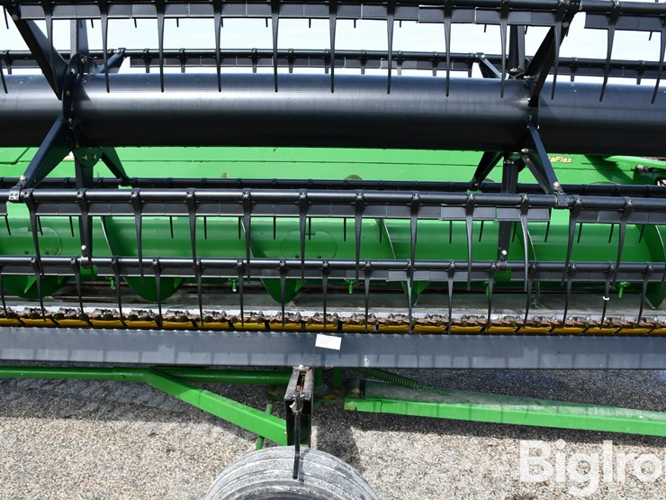 2017-john-deere-635f-image-17