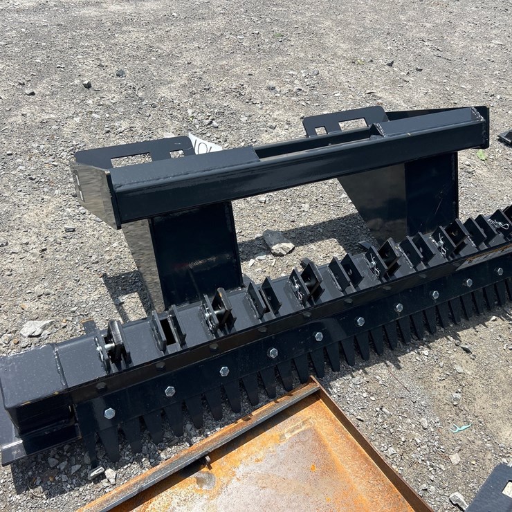 #106 • SIX SHANK SKID STEER RIPPER