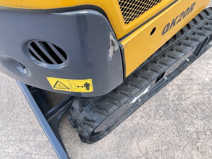 #2662-•-unused-cfg-mini-excavator-image-37