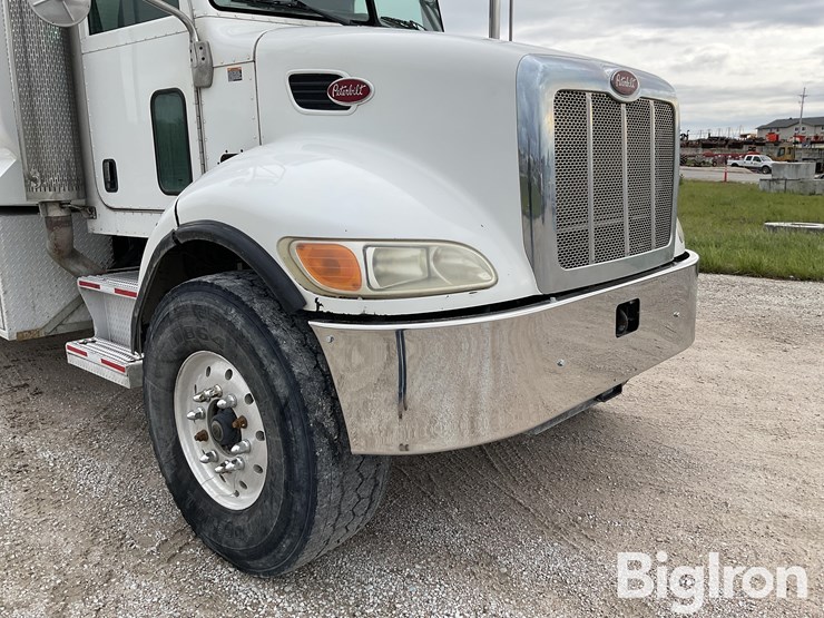 2008-peterbilt-340-image-14