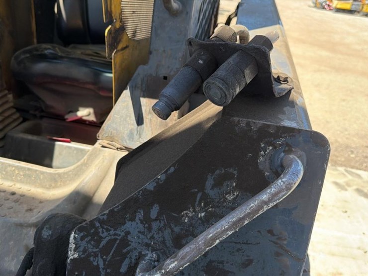 #1154-•-2010-john-deere318d-skid-steer-image-25