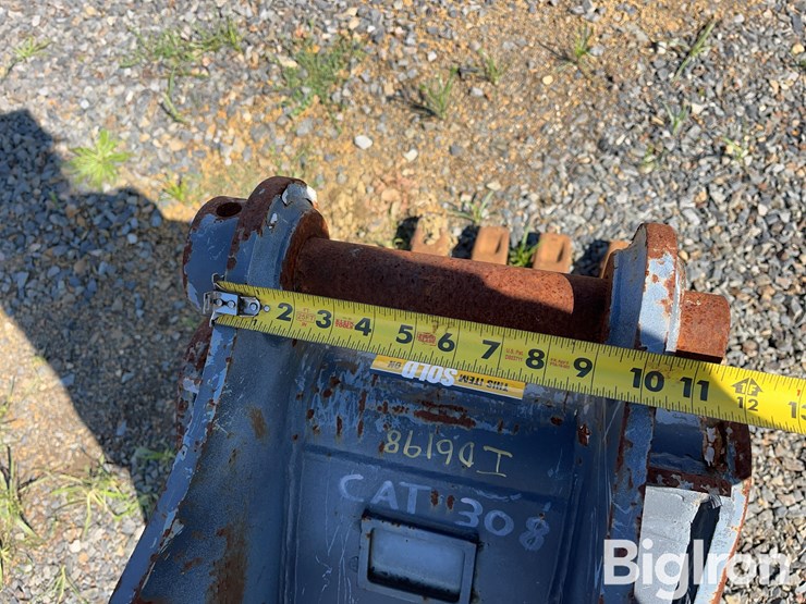 strickland-18"-mini-excavator-bucket-image-15