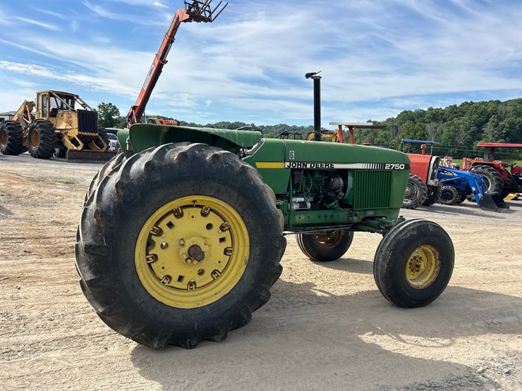 john-deere-2750-image-3