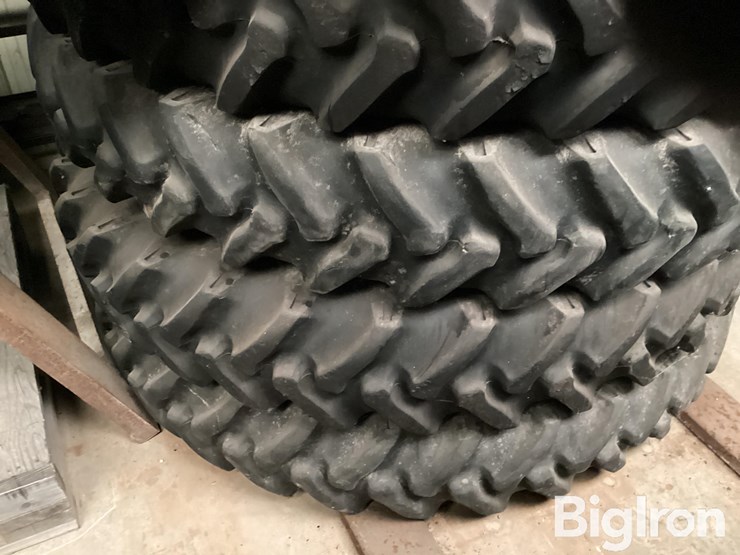 goodyear-320/90r50-sprayer-tires-&-rims-image-3