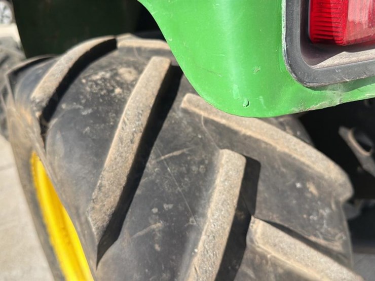 john-deere-318-image-19