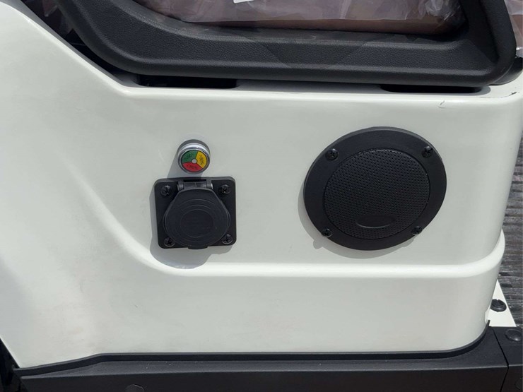 sdlanch-sdgc80-utility-vehicle-image-30