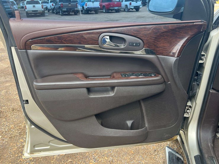 2014-buick-enclave-image-9
