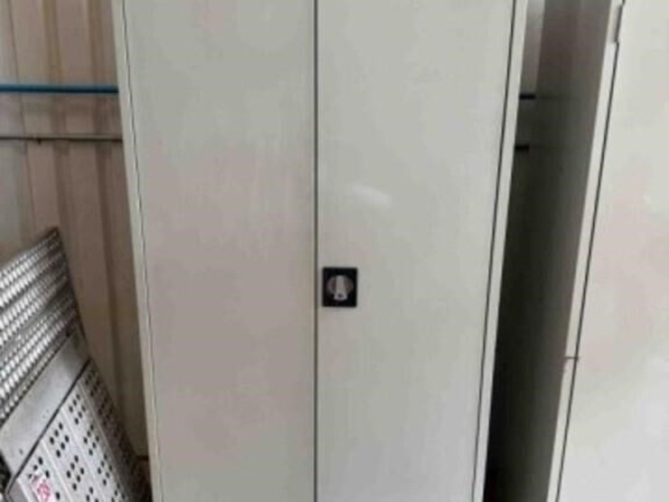 metal-storage-cabinet-image-1