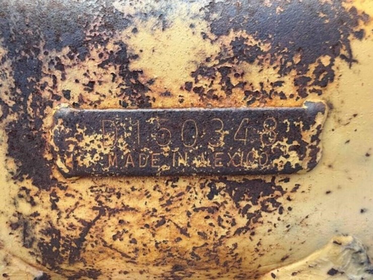 case-24"-backhoe-rear-bucket-image-5