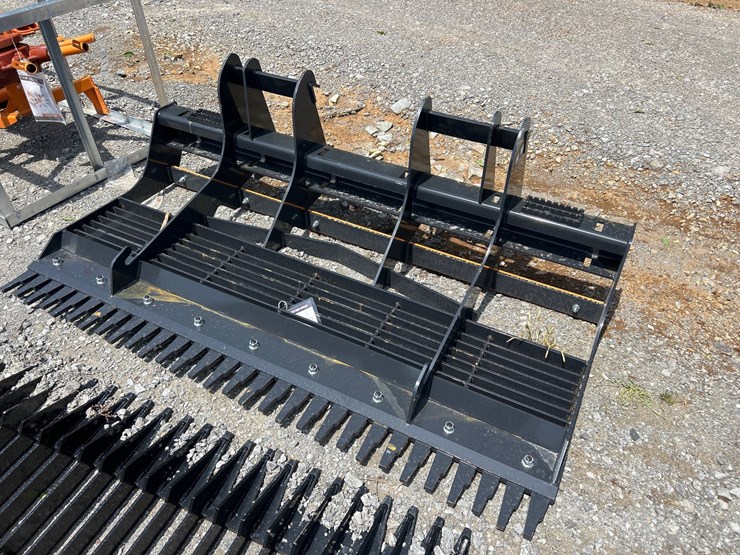 #111-•-78”-skid-steer-land-leveler-image-1