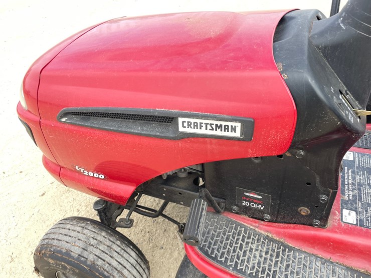 2006-craftsman-lt2000-image-10