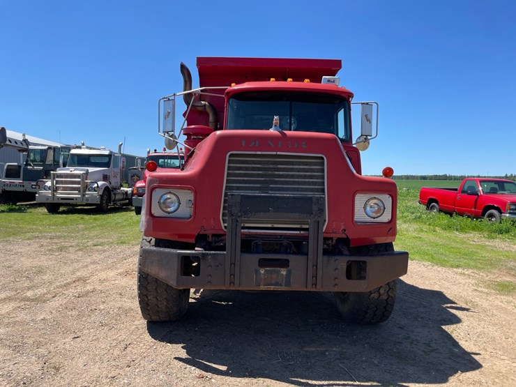mack-dm688s-image-8