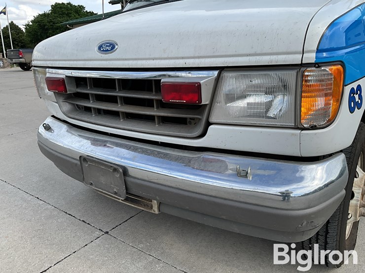 1996-ford-e350-image-9