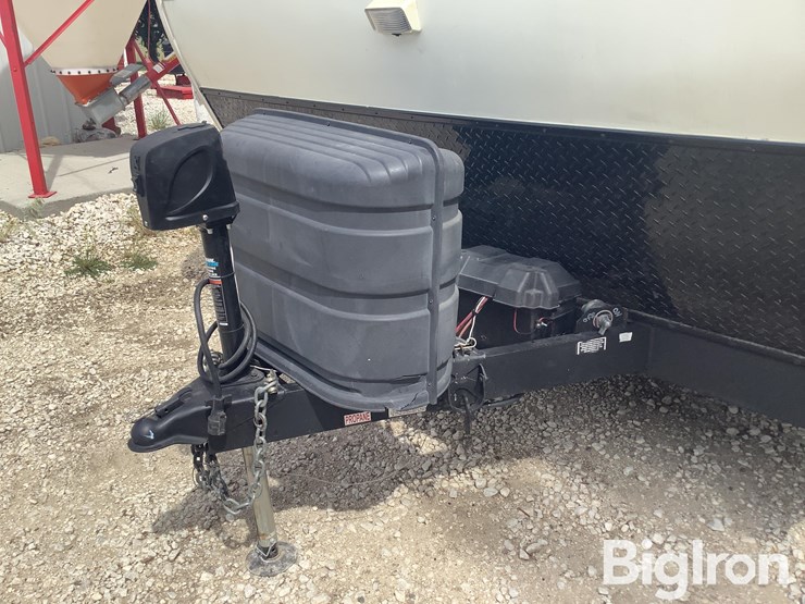 2013-pacific-coach-works-powerlite-toy-hauler/camper-image-11