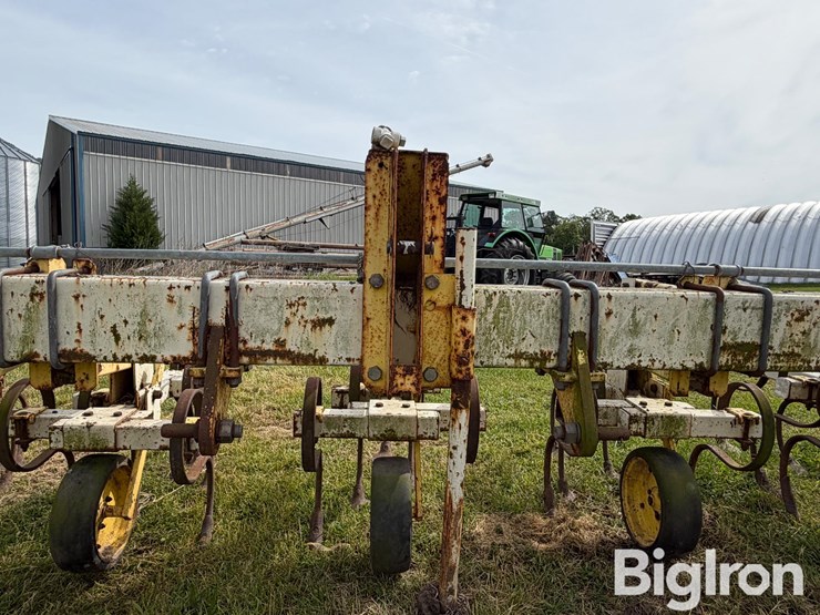 tebben-6-row-cultivator-image-12