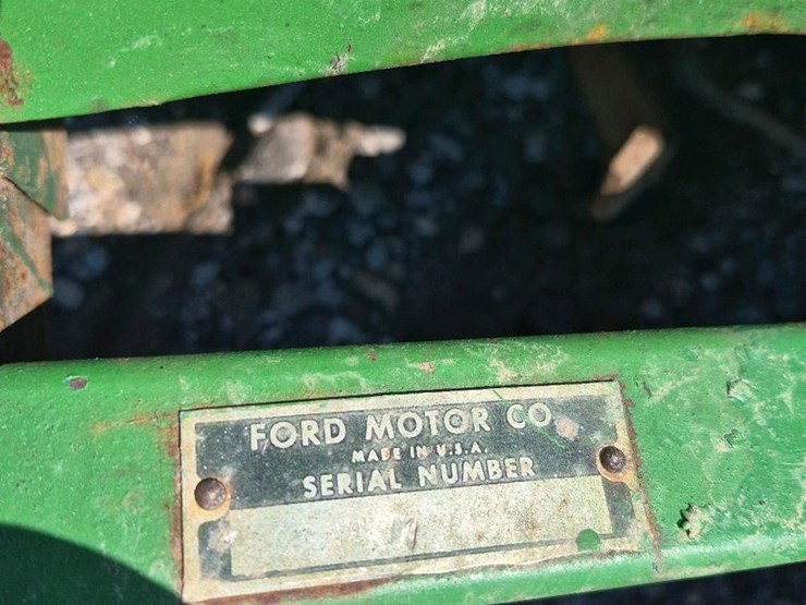 ford-tractor-image-6