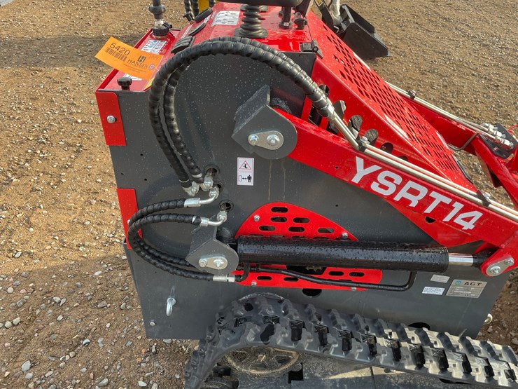 #2007-•-2026-agt-ysrt14-skid-steer-loader-image-9