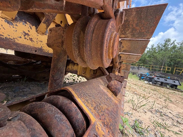 caterpillar-d3c-image-11