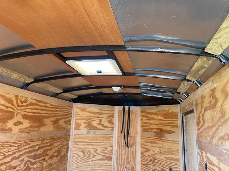 #7056-•-2008-forest-river-enclosed-trailer-(deerbrook,-wi)-image-12