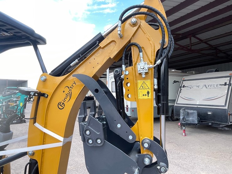 #2662-•-unused-cfg-mini-excavator-image-25