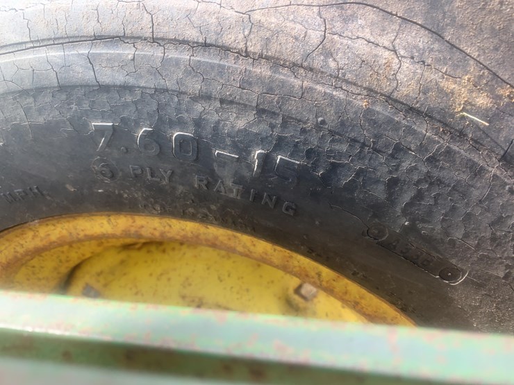 john-deere-110-image-9
