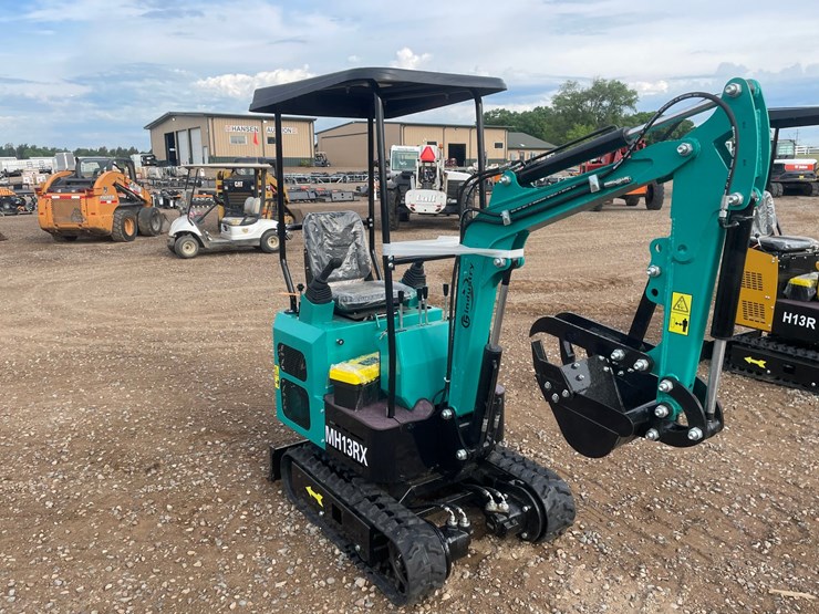 #2020-•-2026-cfg-mh13rx-mini-excavator-image-4