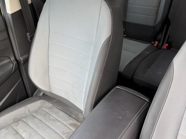 2018-ford-escape-image-16
