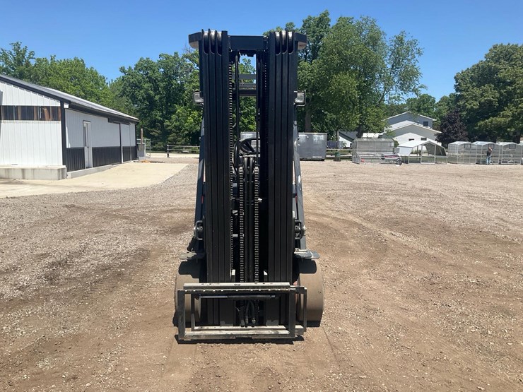 #1376-•-2005-toyota-fbcu30-electric-forklift-image-12