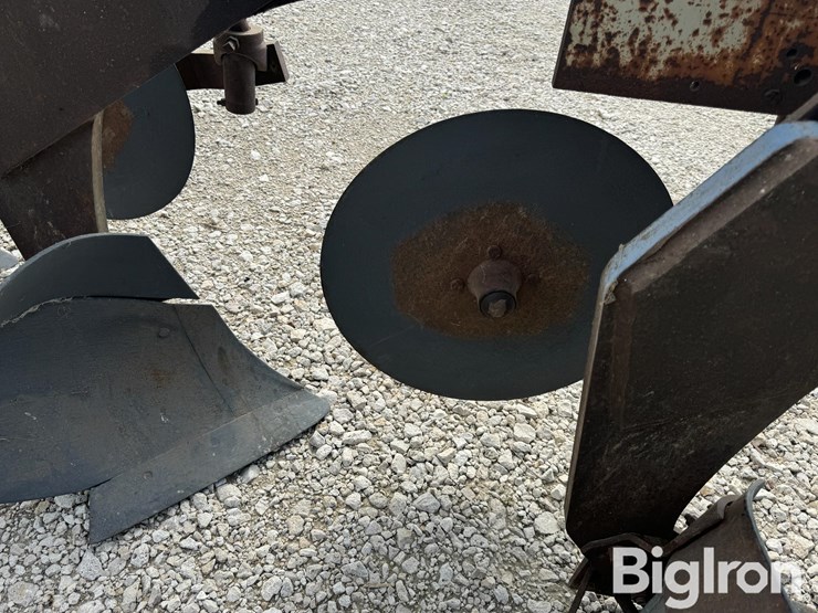 dmi-5-bottom-plow-image-15