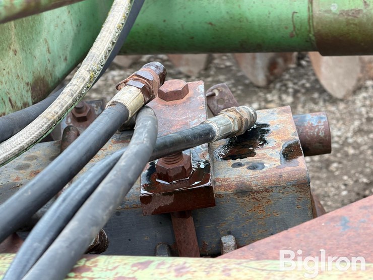 john-deere-30-image-11
