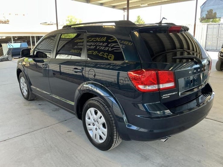 2015-dodge-journey-image-5