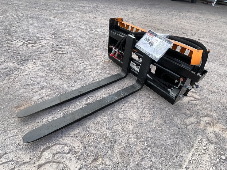 #2778-•-unused-2026-wolverine-adjustable-hydraulic-pallet-fork-attachments-image-2