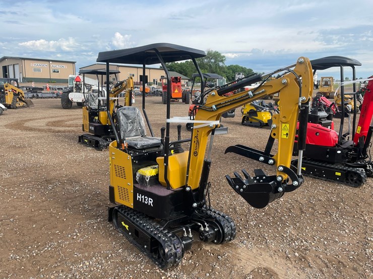 #2037-•-2026-cfg-h13r-mini-excavator-image-4